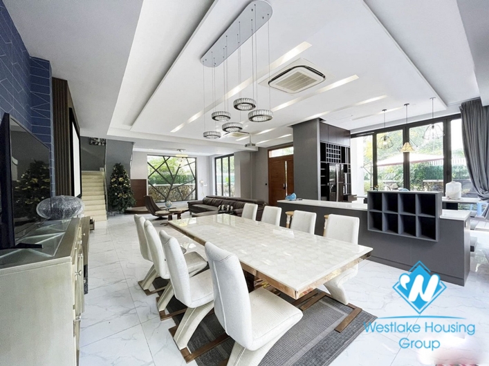 Pool villas for rent at Vinhome Riverside Long Bien Ha Noi